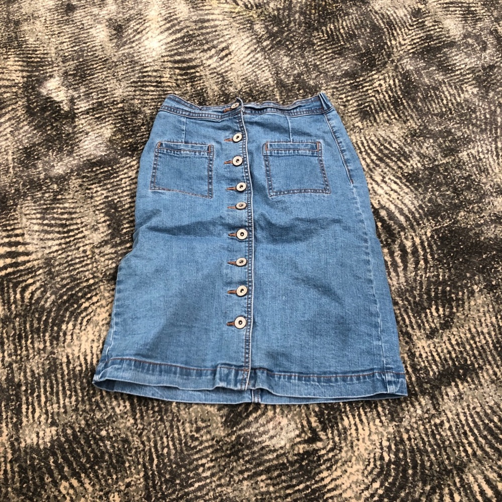 Denim skirt